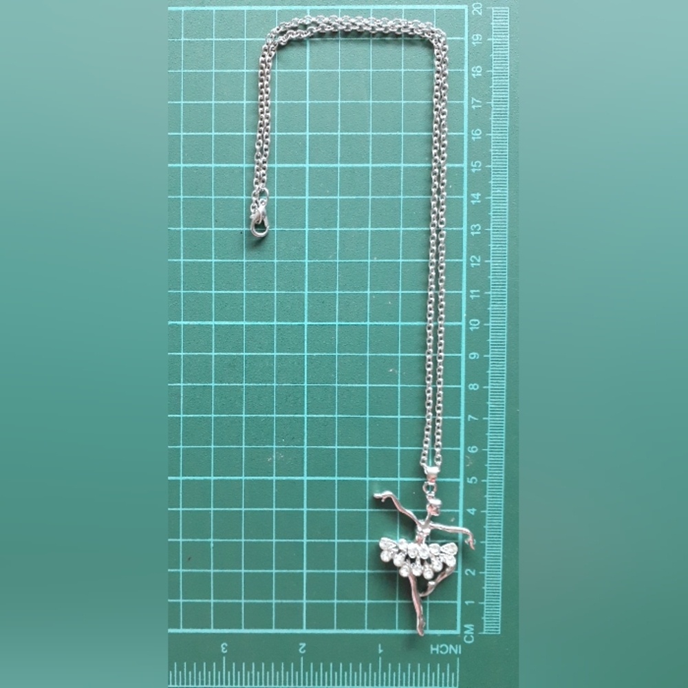 3/$20! Ballerina diamond pendant necklace - Picture 5 of 12